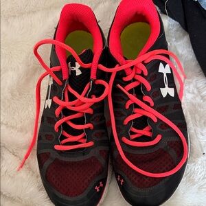 Under Armour Women's Black and Pink Athletic Shoes